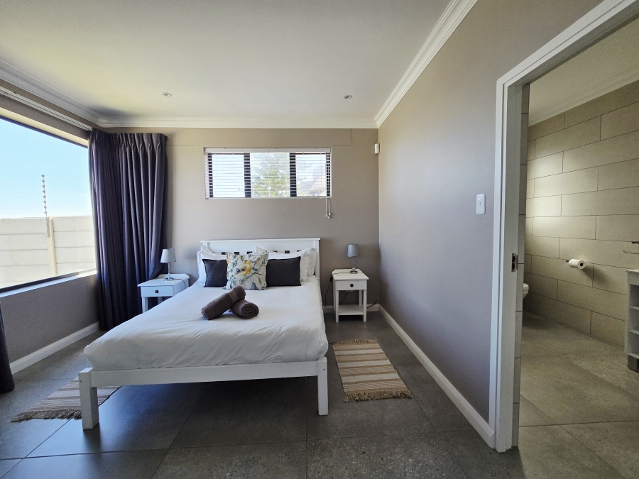 4 Bedroom Property for Sale in Kleinkrantz Western Cape
